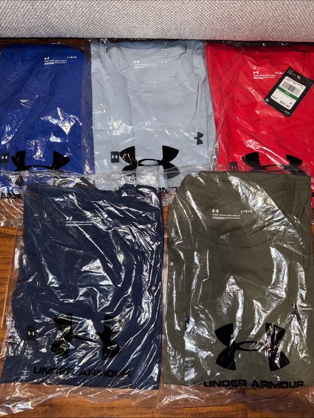 Under Armour PICK ONE logo left chest lockup short sleeve tee large